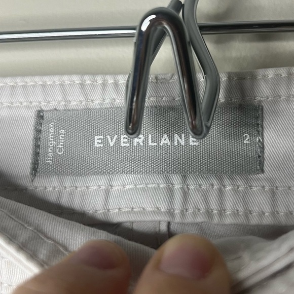 EVERLANE The Lightweight Cotton Wide Leg Crop Twill Pants - Picture 6 of 10